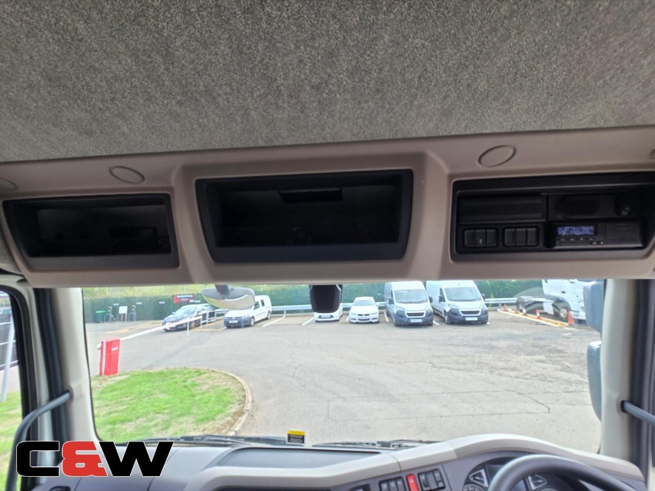 Vehicle image 35